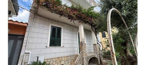 2 bedrooms Apartment in Minturno, Italy No. 275978 3