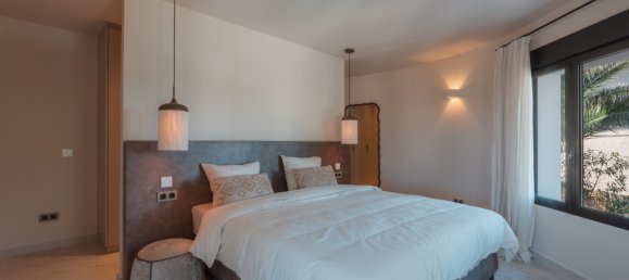 4 bedrooms Villa in Alicante, Spain No. 159891 35