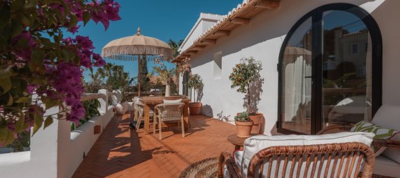 4 bedrooms Villa in Alicante, Spain No. 159891 14
