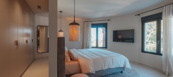 4 bedrooms Villa in Alicante, Spain No. 159891 4