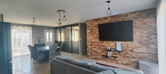 Дом с 3 спальнями в Пьер-де-Брес, Франция № 355198 2