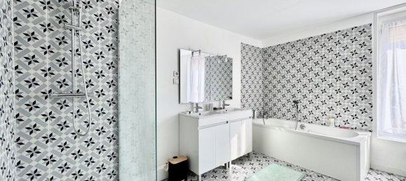 Casa de 3 dormitorios en Neuville-en-Ferrain, France No. 216506 8