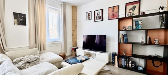 Casa de 3 dormitorios en Neuville-en-Ferrain, France No. 216506 2