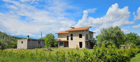 3 Schlafzimmer Haus in Controguerra, Italy, Nr. 266297 33