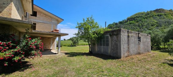 3 Schlafzimmer Haus in Controguerra, Italy, Nr. 266297 31