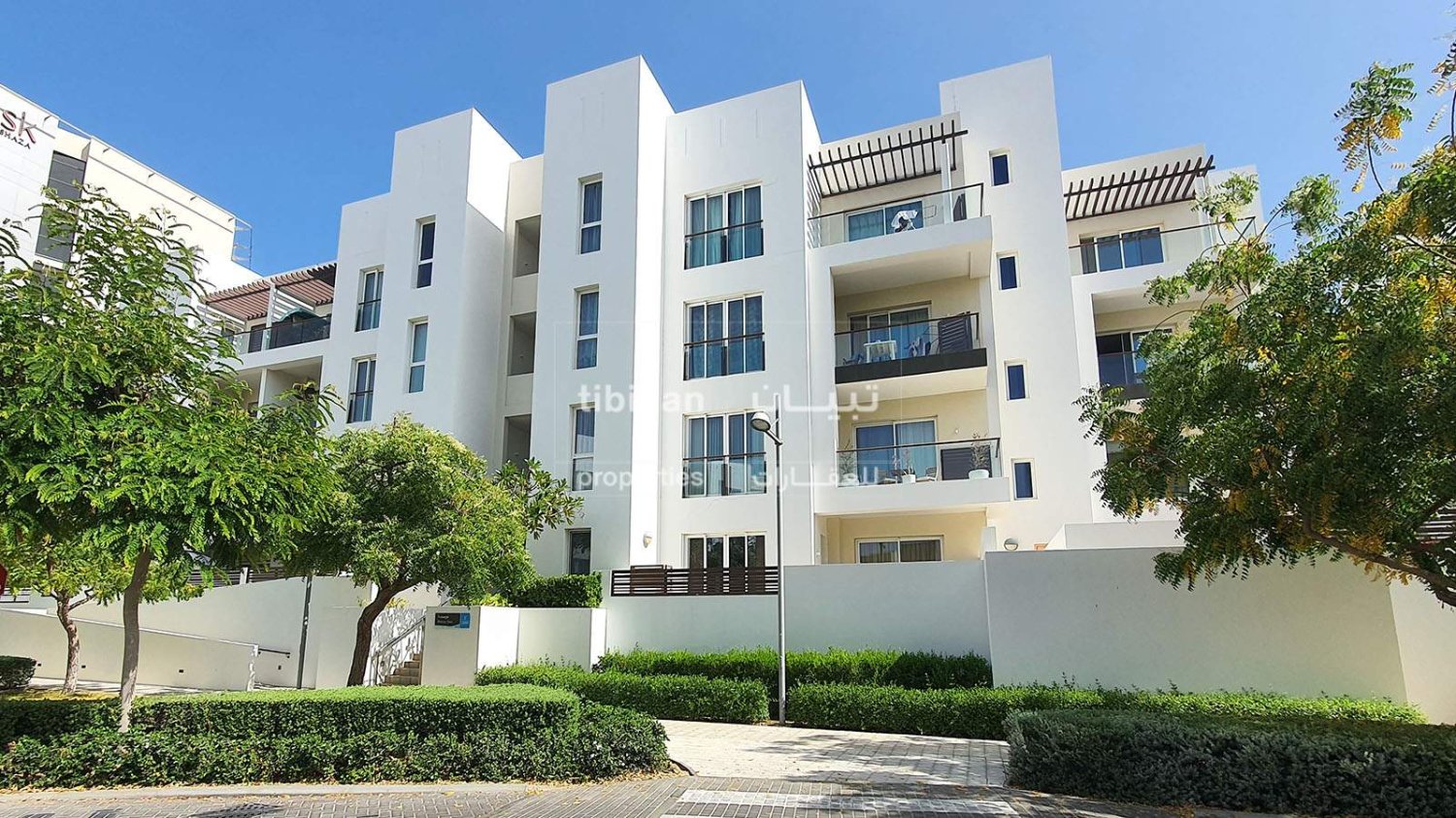 1 bedroom Apartment in Muscat, Oman No. 743