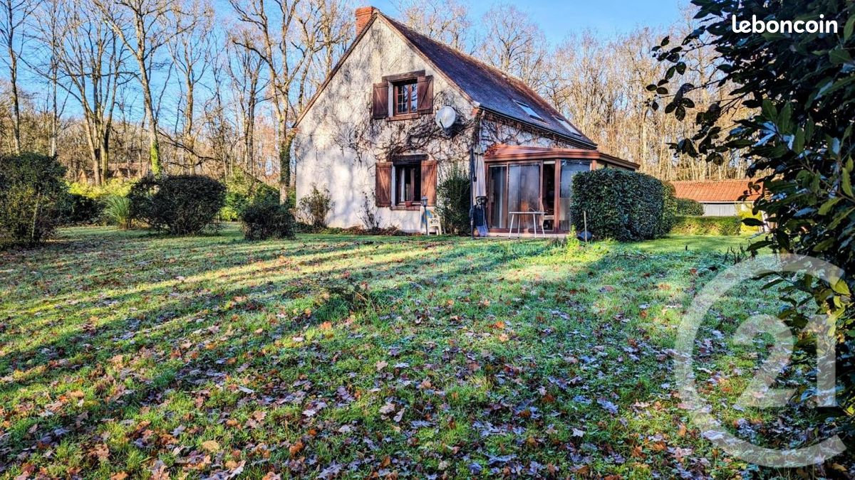 Замки и поместья с 5 спальнями в Юиссо-сюр-Мов, Франция № 64847