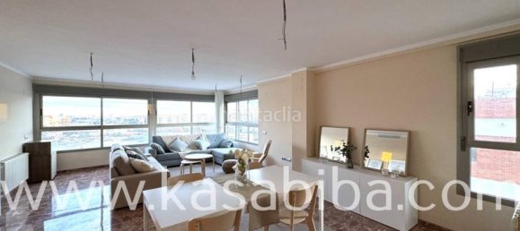 3 bedrooms Apartment in Manises, Spain No. 69880 3
