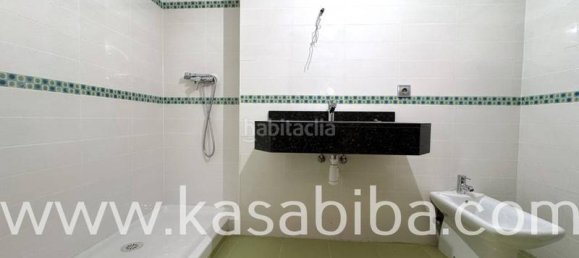 3 bedrooms Apartment in Manises, Spain No. 69880 13