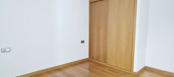 3 bedrooms Apartment in Logrono, Spain No. 153784 19