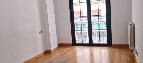 3 bedrooms Apartment in Logrono, Spain No. 153784 12