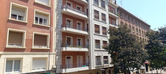 3 bedrooms Apartment in Logrono, Spain No. 153784 22