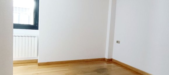 3 bedrooms Apartment in Logrono, Spain No. 153784 17