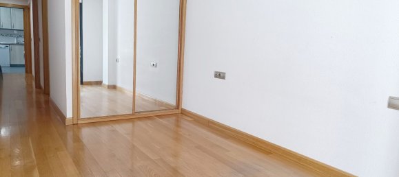 3 bedrooms Apartment in Logrono, Spain No. 153784 13