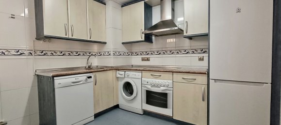 3 bedrooms Apartment in Logrono, Spain No. 153784 6