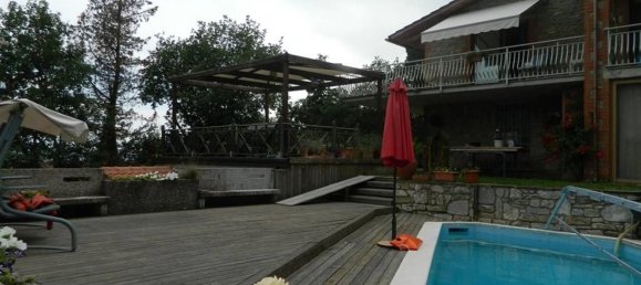 Вилла с 10 комнатами в Туоро суль Тразимено, Италия № 107181 2