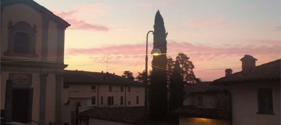 Apartamento de 3 habitaciónes en Anzano del Parco, Italy No. 181152 5