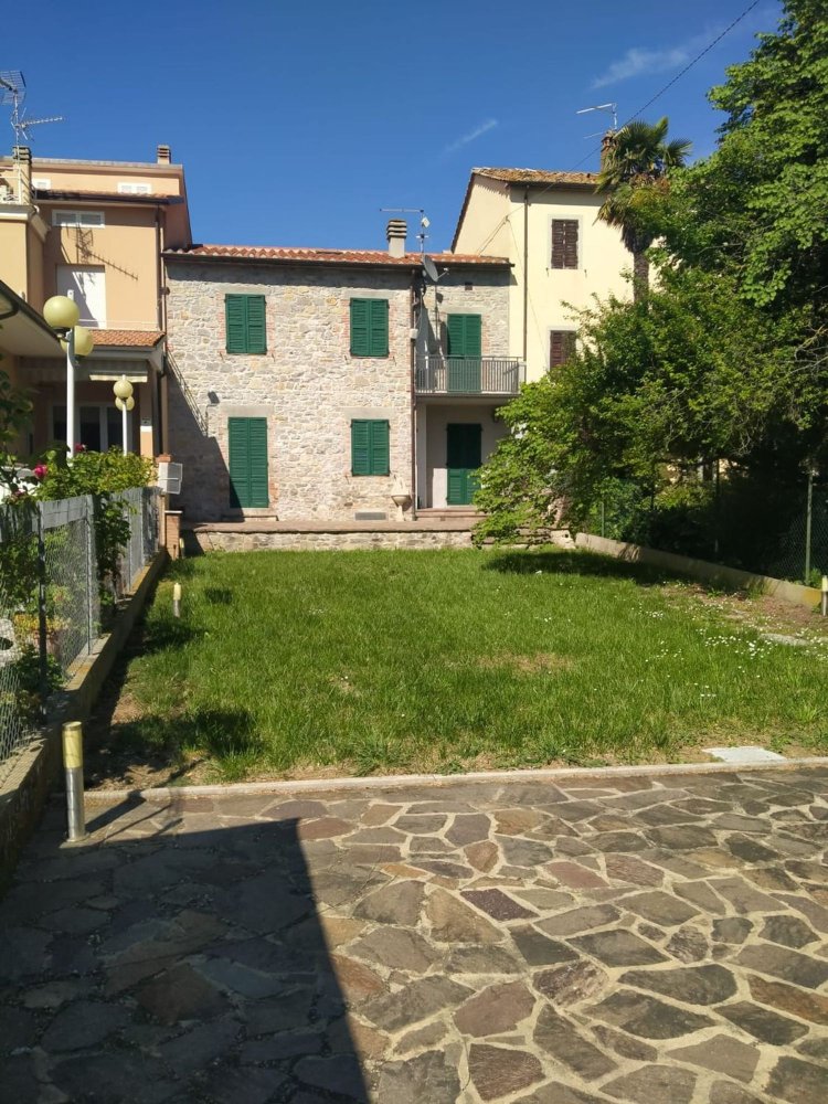3 rooms Apartment in Magione, Italy No. 79420