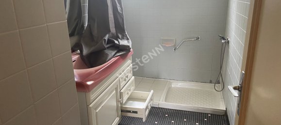 3 bedrooms House in Saint-Jean-Brevelay, France No. 196157 6