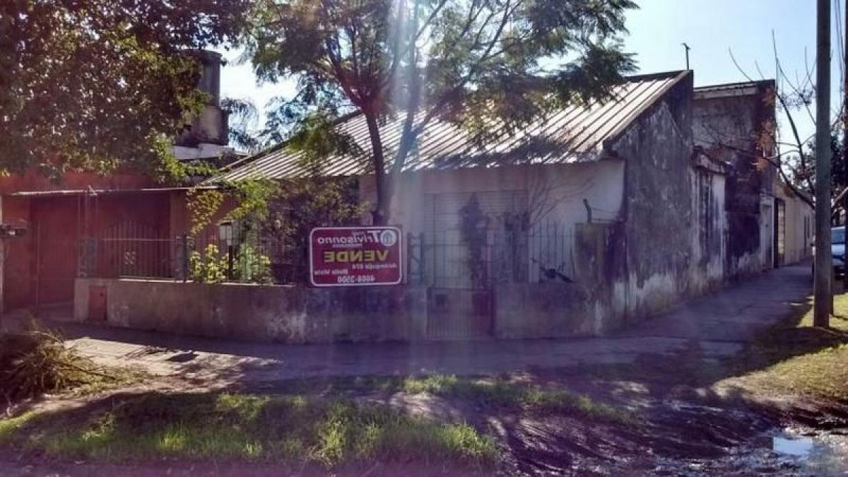 4 bedrooms House in Jose C. Paz, Argentina No. 90601