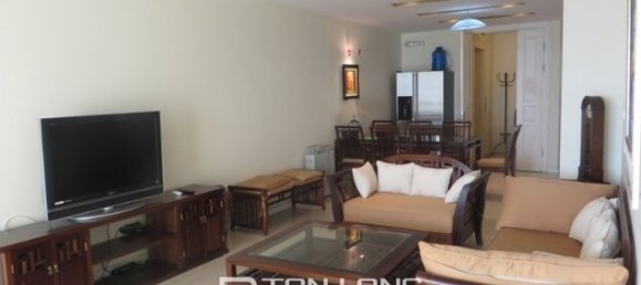 3 bedrooms Apartment in Tay Ho, Vietnam No. 249 2
