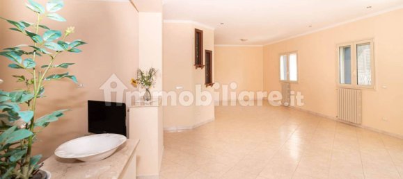 3 bedrooms Apartment in Belpasso, Italy No. 302622 7
