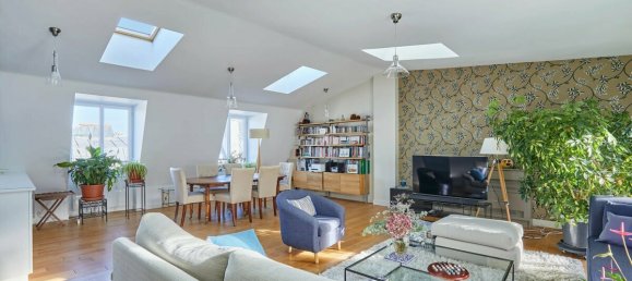 2 bedrooms Castles in Paris, France No. 168993 2