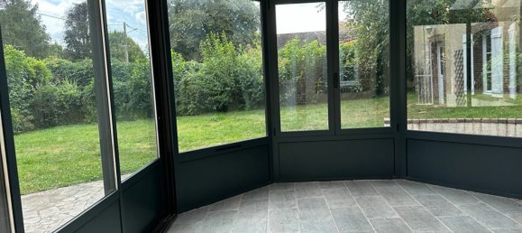 3 bedrooms House in Neron, France No. 251567 5