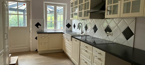 3 bedrooms House in Neron, France No. 251567 10