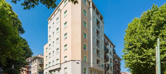 3 bedrooms Apartment in Turin, Italy No. 332595 32