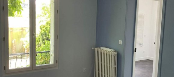 5 bedrooms House in Goussainville, France No. 169651 6