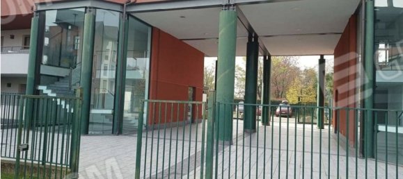 2-salle Appartement à Legnano, Italy No. 295976 3