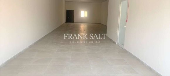 Bureau à Birkirkara, Malta 121m² No. 12343 4