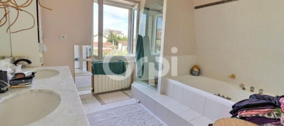 4 Schlafzimmer Haus in Le Raincy, France, Nr. 178780 16