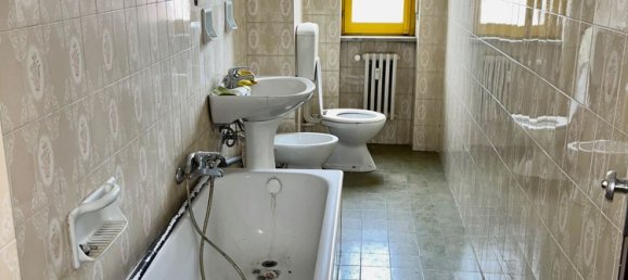 4 rooms Apartment in Mombercelli, Italy No. 133864 9