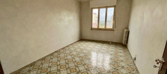 4 rooms Apartment in Mombercelli, Italy No. 133864 6