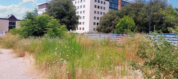 1-salle Terrain à Perugia, Italy No. 49933 3