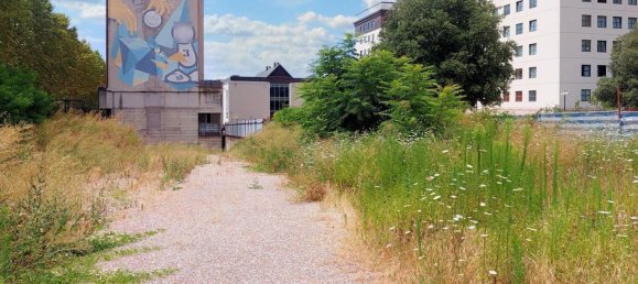1-salle Terrain à Perugia, Italy No. 49933 13