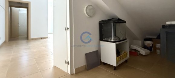 125m² Office in Catanzaro, Italy No. 376796 6