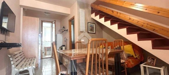 Apartamento de 3 dormitorios en Comacchio, Italy No. 284511 2