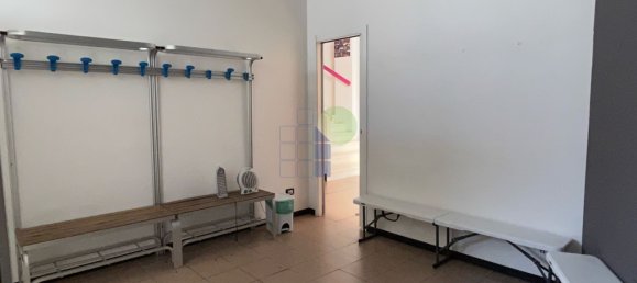 375m² Warehouse in Livorno, Italy No. 102694 16