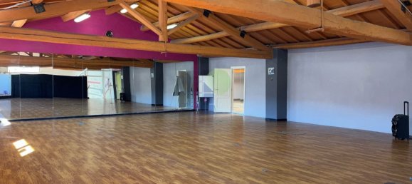 375m² Warehouse in Livorno, Italy No. 102694 3