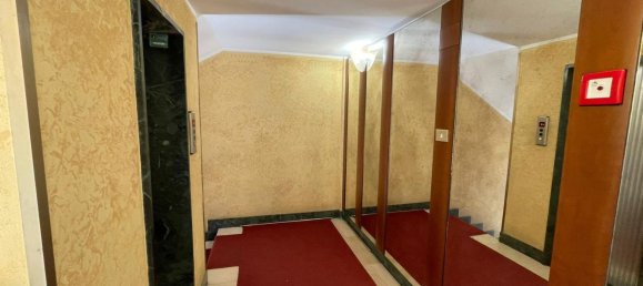 5 rooms Apartment in Bologna, Italy No. 34466 11