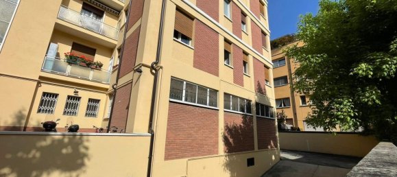 5 rooms Apartment in Bologna, Italy No. 34466 19