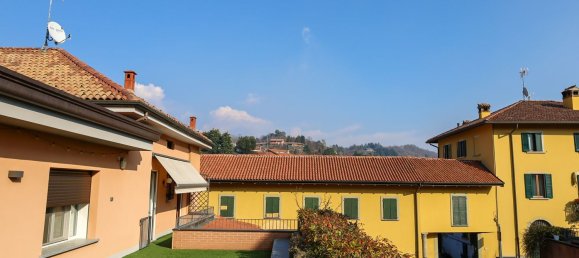 Дом с 12 комнатами в Суэлло, Италия № 177491 29