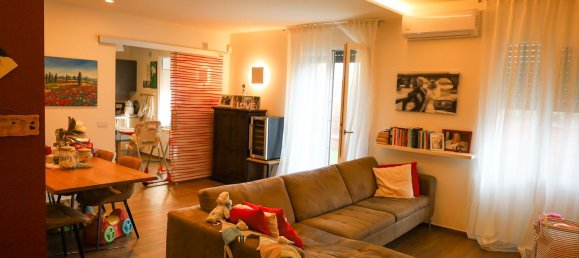 Дом с 12 комнатами в Суэлло, Италия № 177491 39