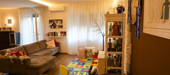 Дом с 12 комнатами в Суэлло, Италия № 177491 33