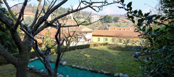 Дом с 12 комнатами в Суэлло, Италия № 177491 37