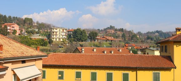 Дом с 12 комнатами в Суэлло, Италия № 177491 28