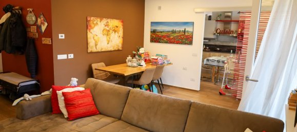 Дом с 12 комнатами в Суэлло, Италия № 177491 42